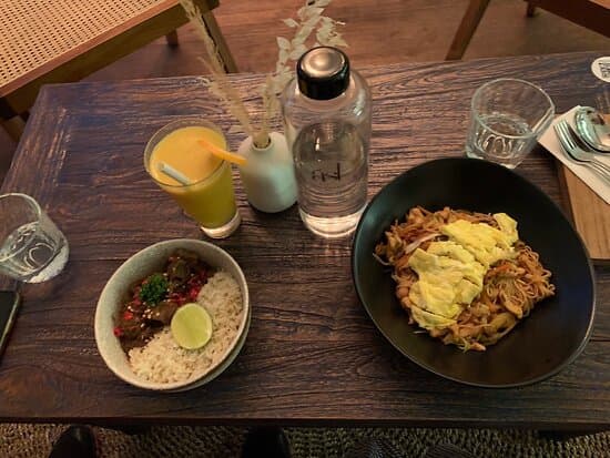 Free drink with any main meal